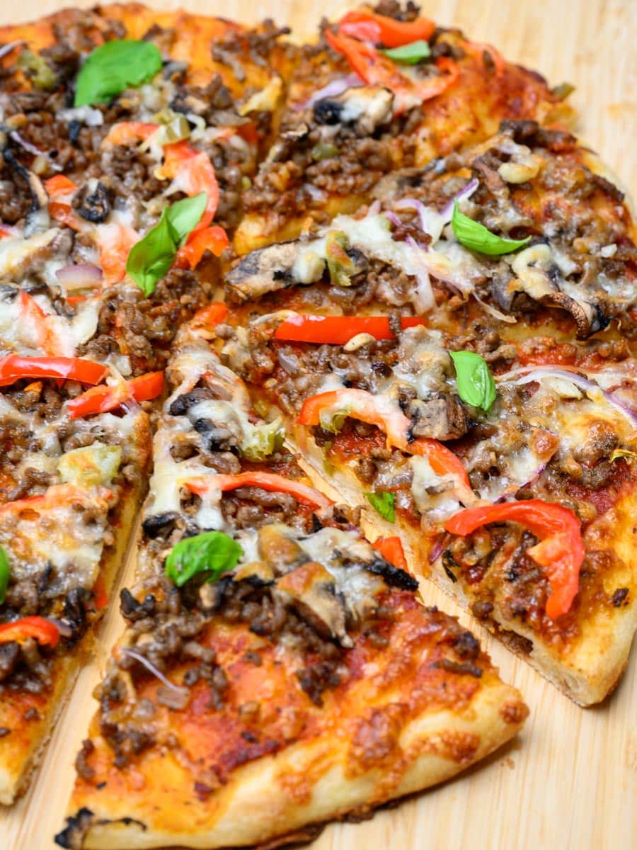 Beef pizza